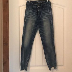 AEO Distressed Hi-Rise Jegging Crop, sz 4